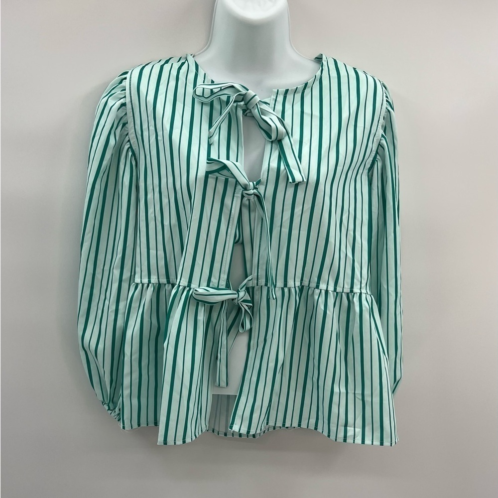 Women’s Y2K Peplum Puff Sleeve Tie-Up Babydoll Top – Size M (Pre-Loved)